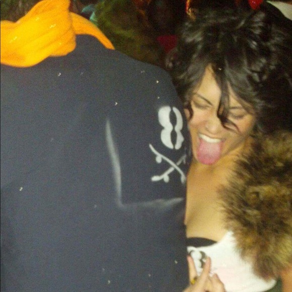 Meet your Posher, Laura - Picture 7 of 8